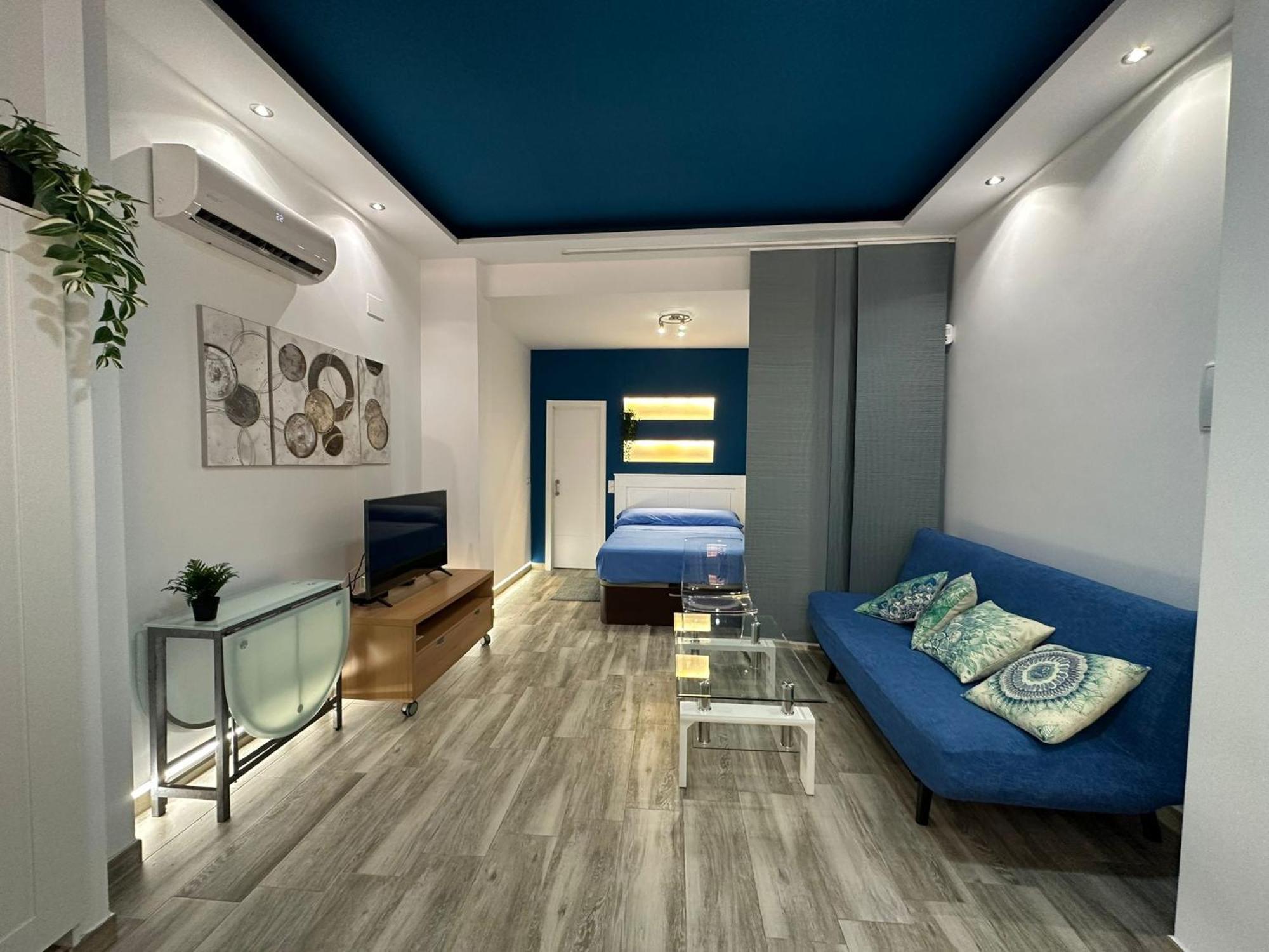 マラガLoft Vialia Centroアパートメント エクステリア 写真